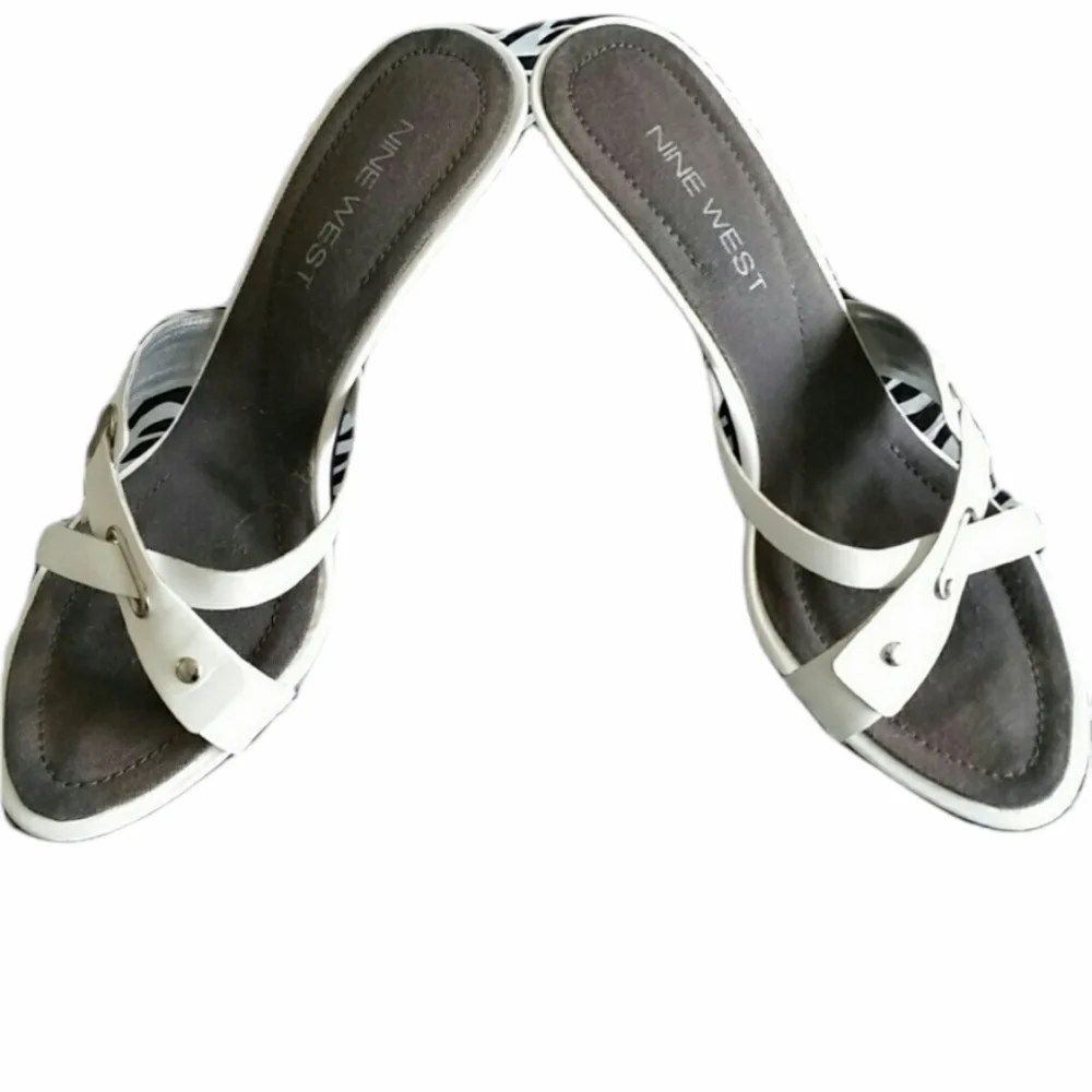 Nine West Bayla White Strappy Sandals EUC sz 7.5